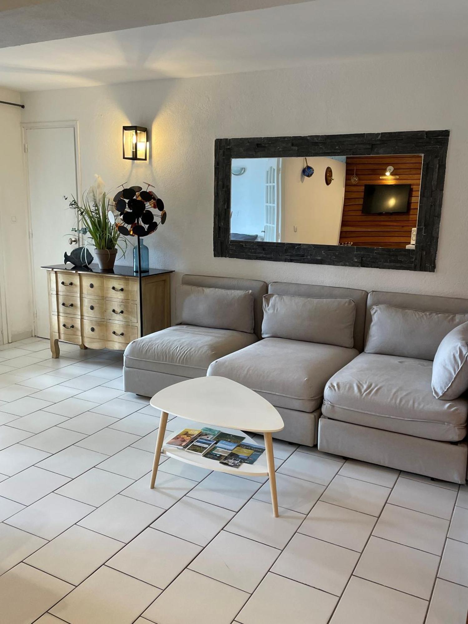 Le Rayol-Canadel-sur-Mer Residence Le Golfe Bleu מראה חיצוני תמונה
