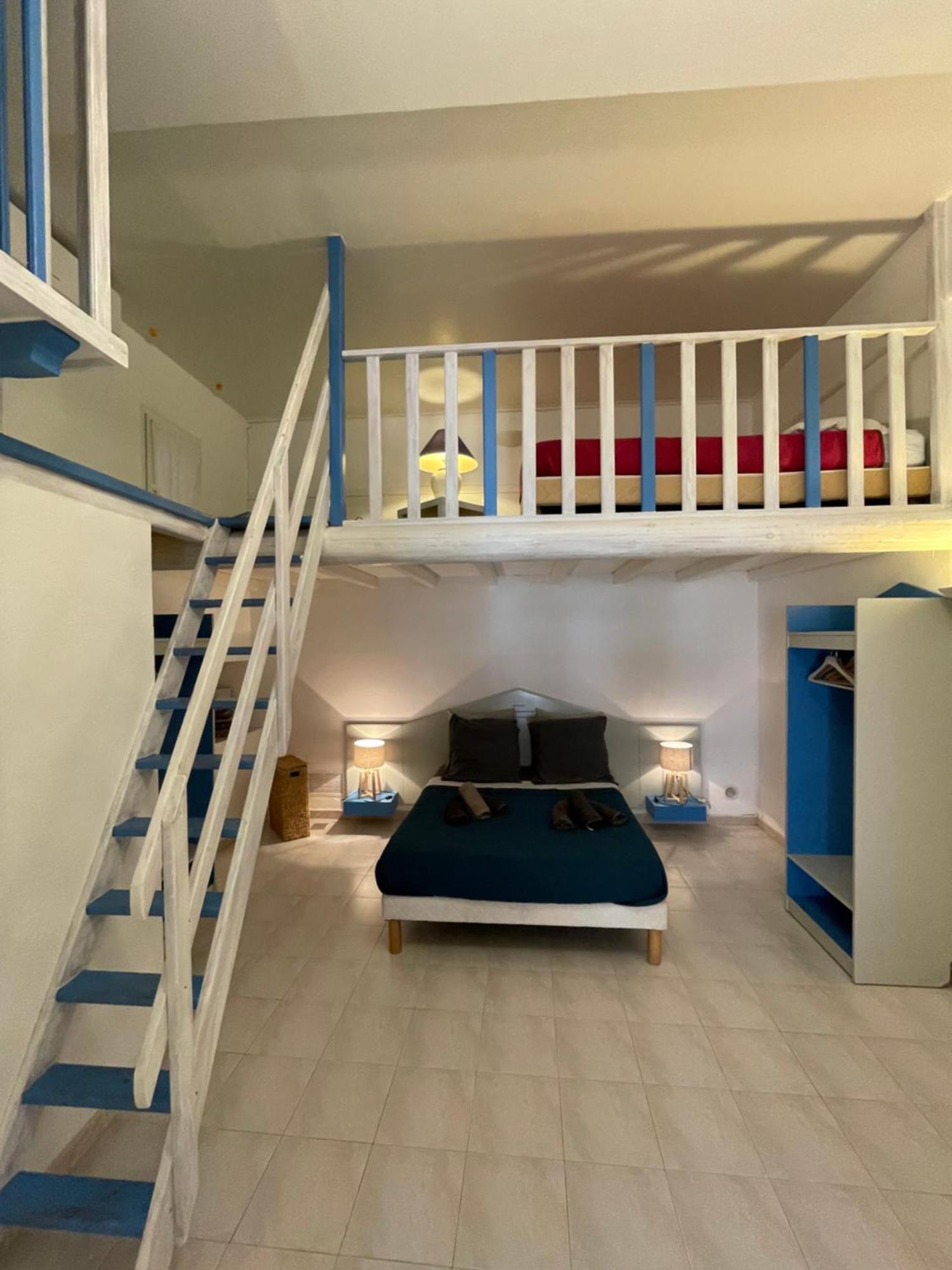Le Rayol-Canadel-sur-Mer Residence Le Golfe Bleu מראה חיצוני תמונה