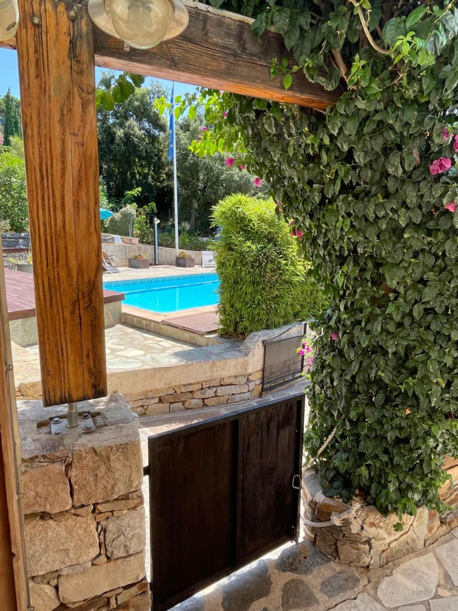 Le Rayol-Canadel-sur-Mer Residence Le Golfe Bleu מראה חיצוני תמונה